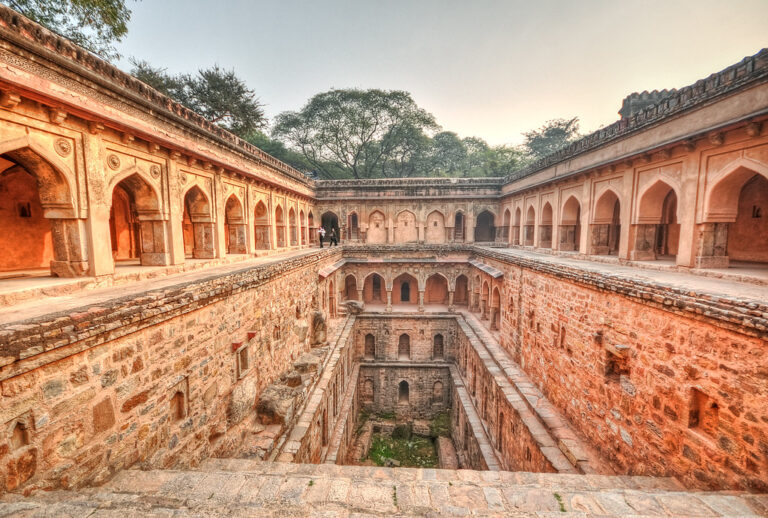 Cultural Walk Through the Moghul City: Old Delhi